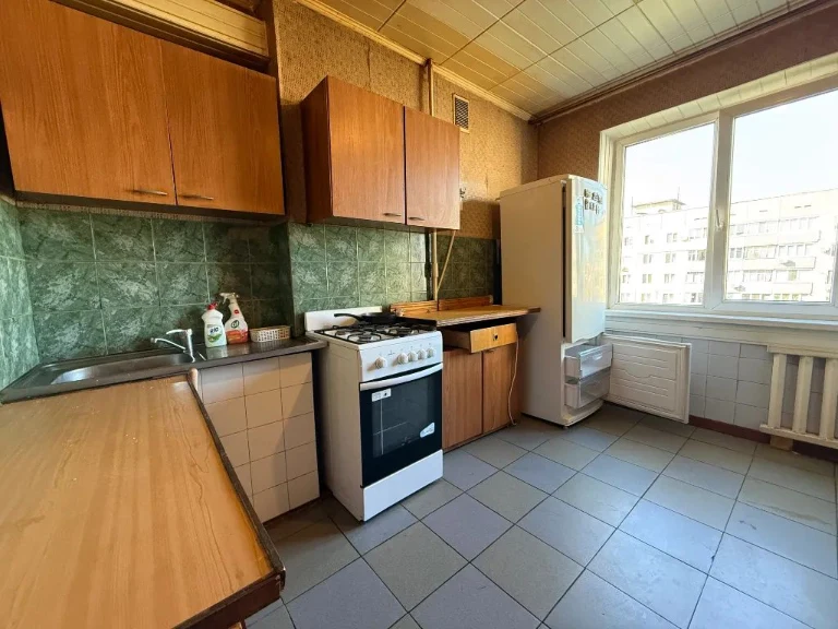 Продам 3-кімнатну квартиру, Покровський
