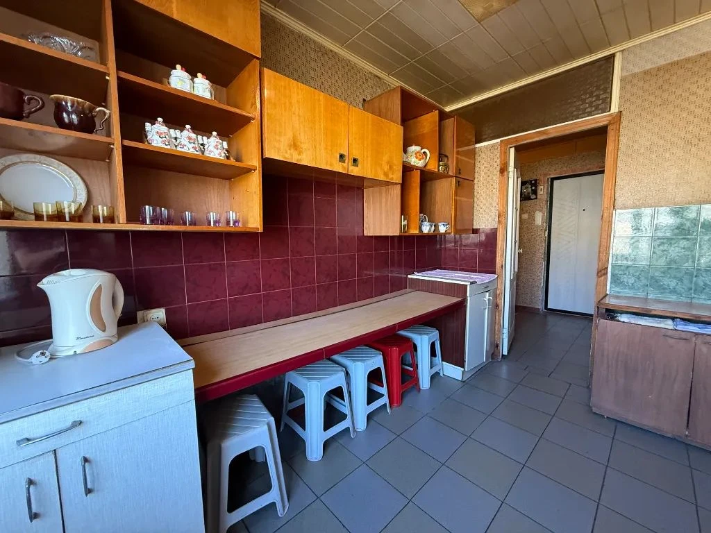 Продам 3-кімнатну квартиру, Покровський
