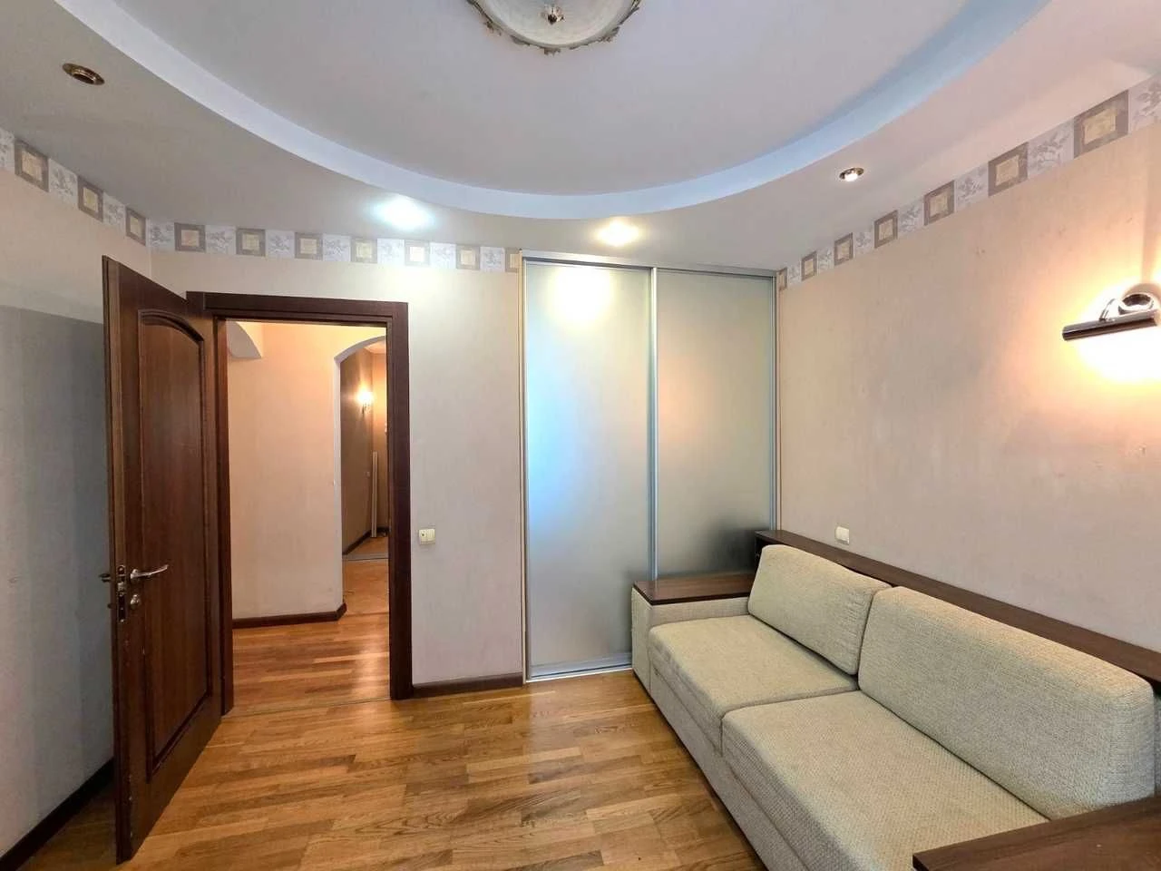 Продам 2-к квартиру (ленинградка 66м2) на пр. Мира, Левобере