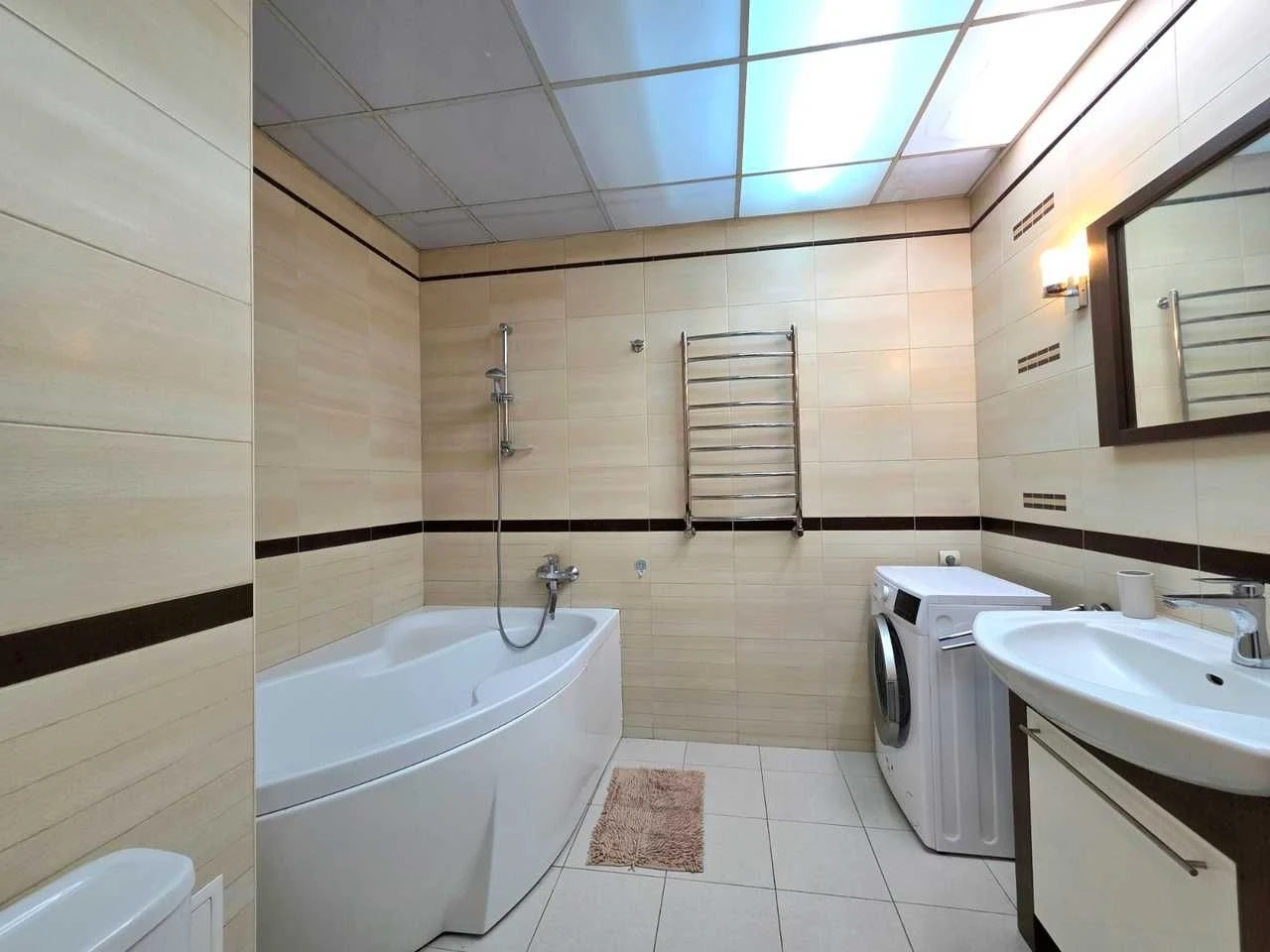 Продам 2-к квартиру (ленинградка 66м2) на пр. Мира, Левобере