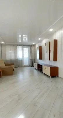 Продам 3к квартиру з автономним газовим опаленням/Новокодаць