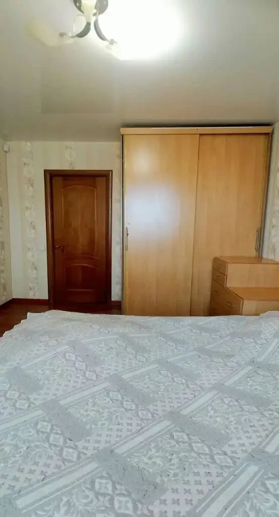 Продам 3к квартиру з автономним газовим опаленням/Новокодаць
