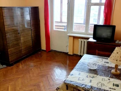 Квартира. Київ, Мілютенка вул.