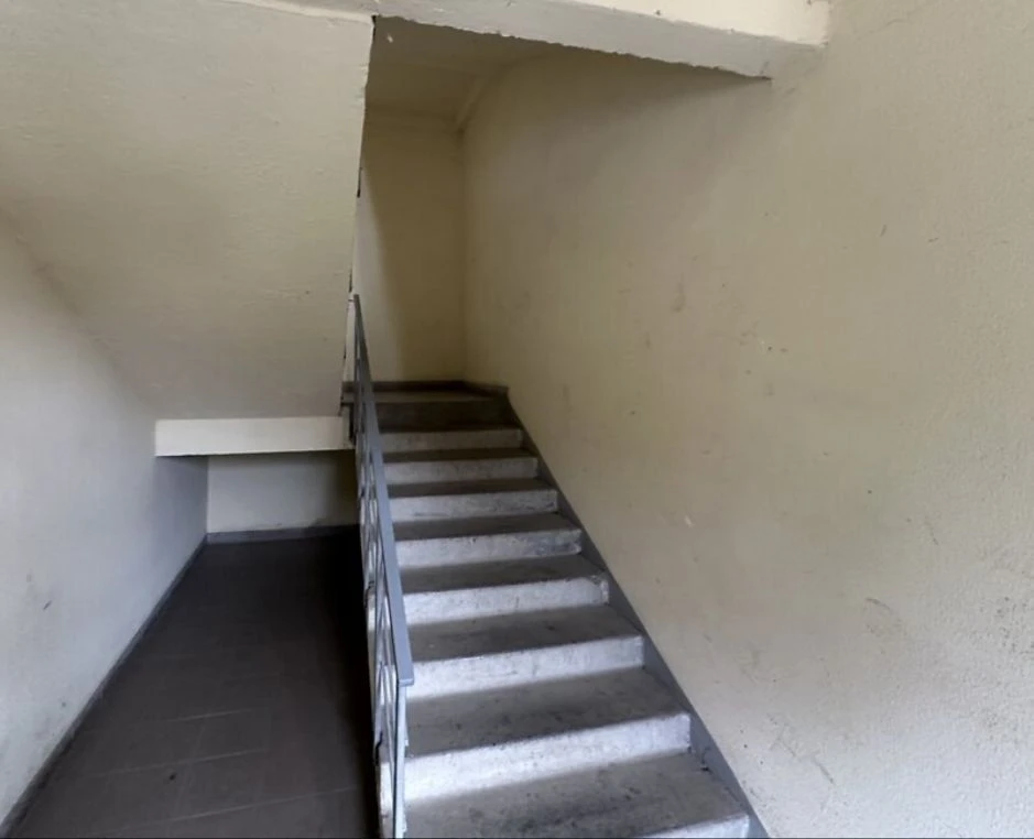 2 х комнатная квартира  в историческом центре .63 м.кв. дом