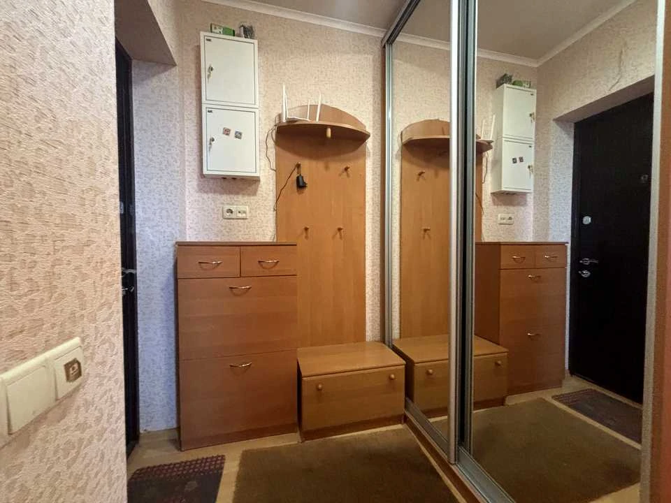 Квартира. Дніпро, Героїв Крут вул.