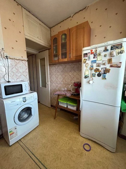 Продається 2-кімнатна квартира з видом на сквер Юність!