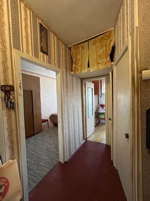 Продається 2-кімнатна квартира з видом на сквер Юність!