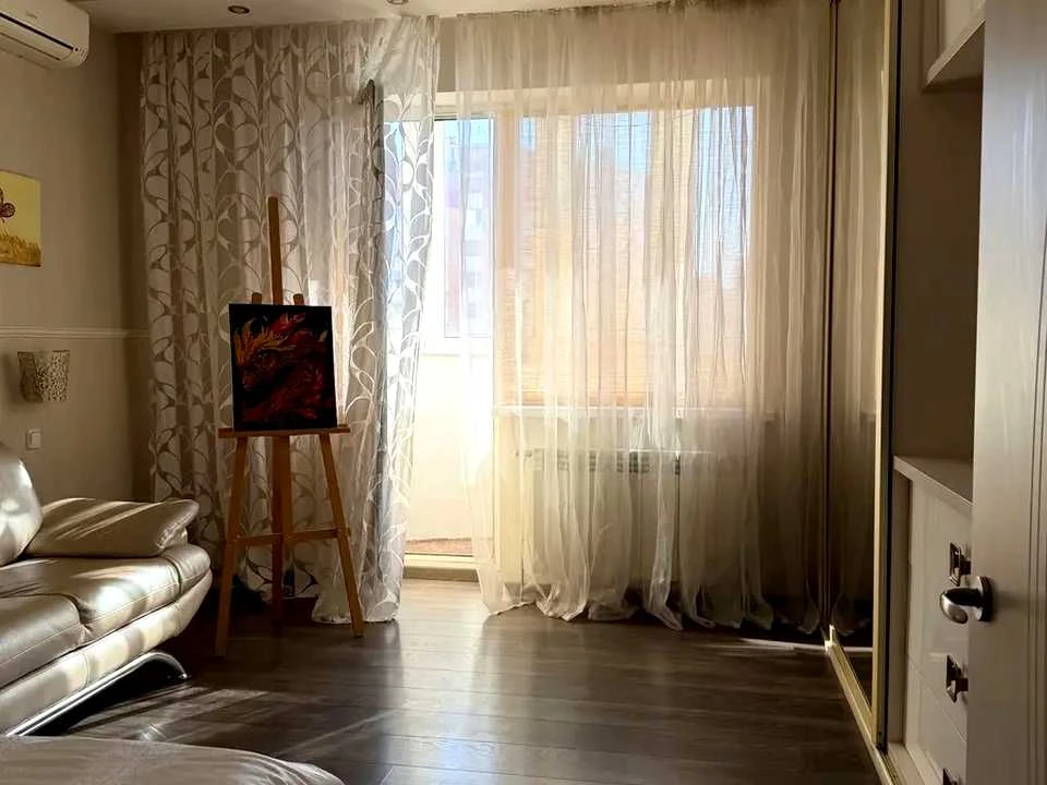 Квартира. Київ, Урлівська вул.