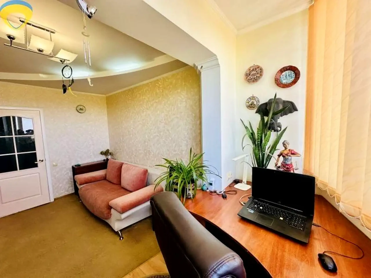 Продаж квартири 4-кімн. 90 м² 11/16 пов.