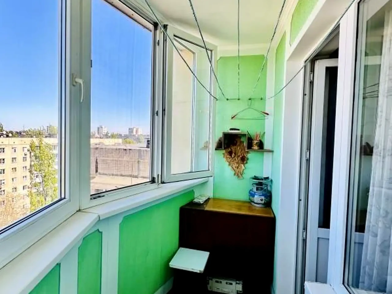 Продаж квартири 4-кімн. 90 м² 11/16 пов.