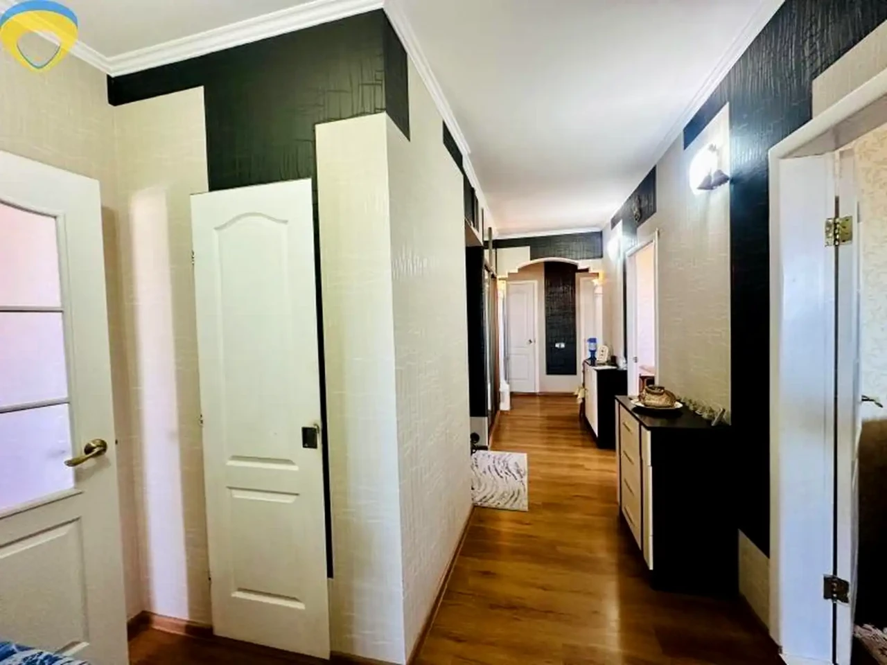 Продаж квартири 4-кімн. 90 м² 11/16 пов.