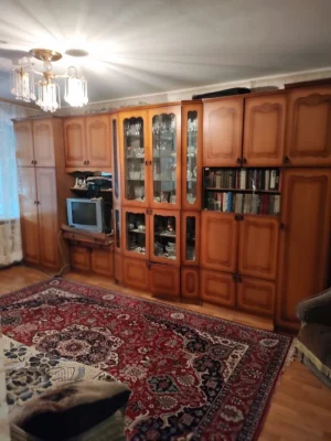 Двухкомнатная квартира на Лазурной.