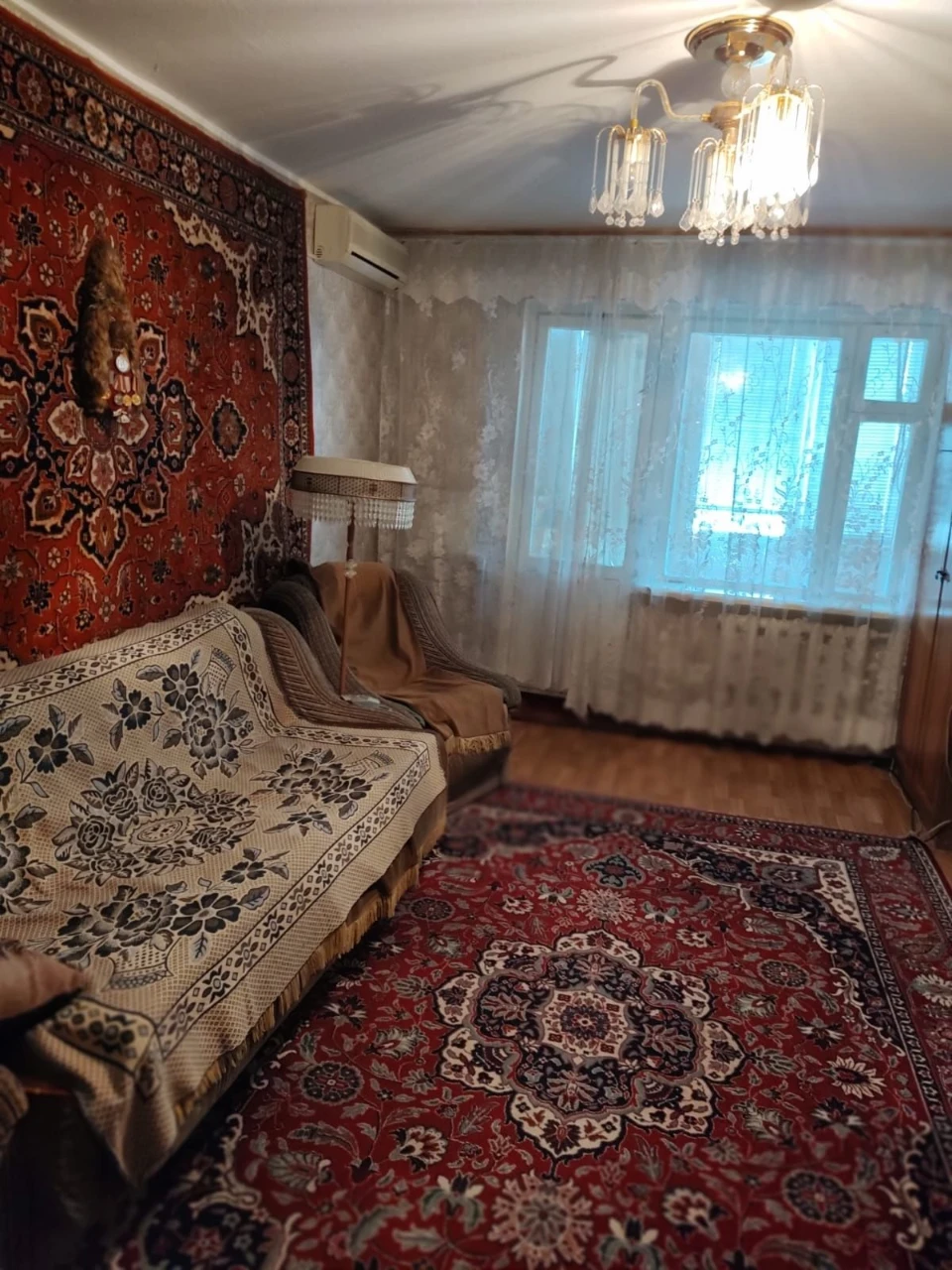 Двухкомнатная квартира на Лазурной.