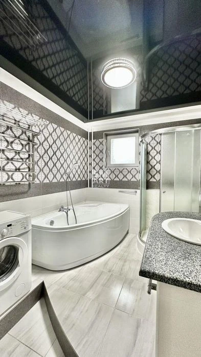Without % rent. 3 rooms. apartment, designer renovation. Sotsgorod, Yes