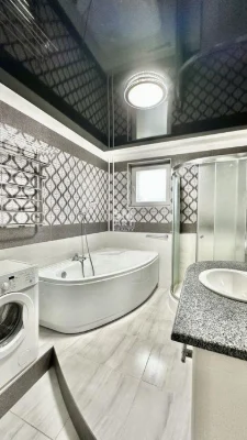 Without % rent. 3 rooms. apartment, designer renovation. Sotsgorod, Yes