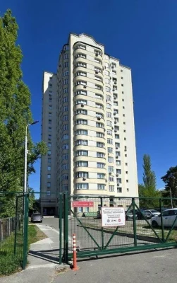 Without % rent. 3 rooms. apartment, designer renovation. Sotsgorod, Yes