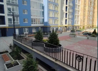 1 кімнатна збудована в Княгинин, центр