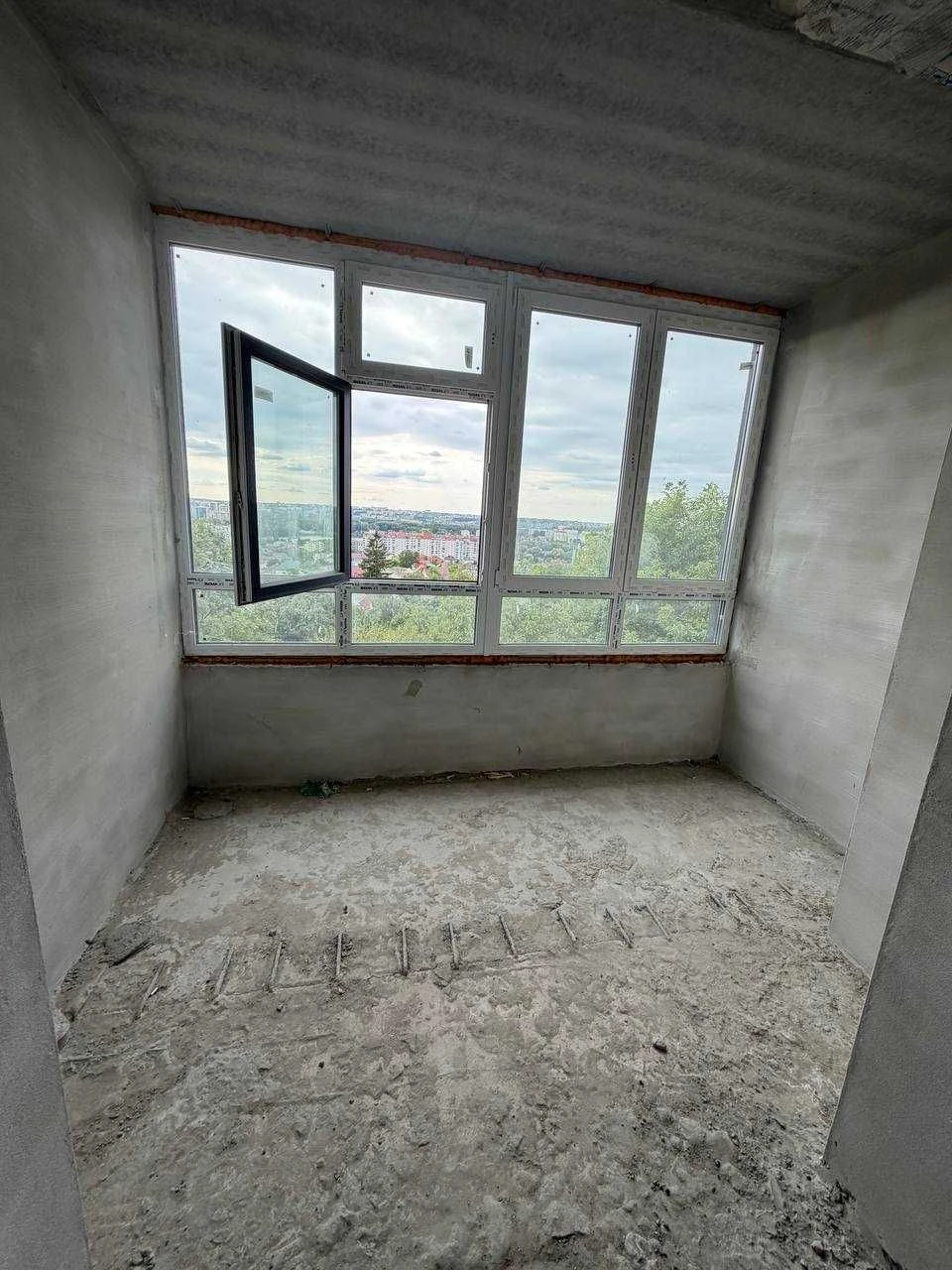 Продаж 1кімнатної квартири в ЖК Авіла Ленд (Виставка)