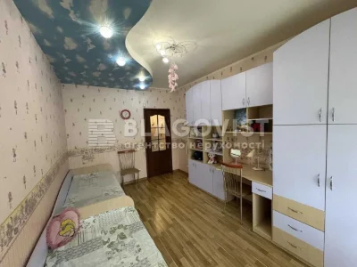 Продаж квартири Північна, 54Г метро Героїв Дніпра Оболонь