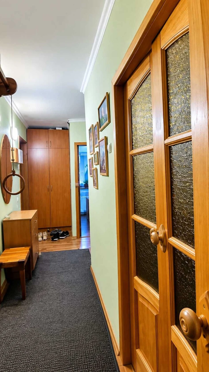 2 кімнатна квартира на Льва Ландау