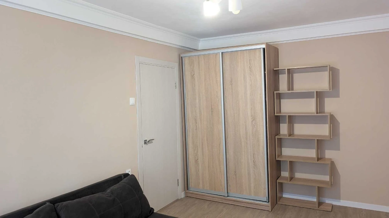 Продам 1-но кімнатну квартиру за адресою Харківське шосе 21/