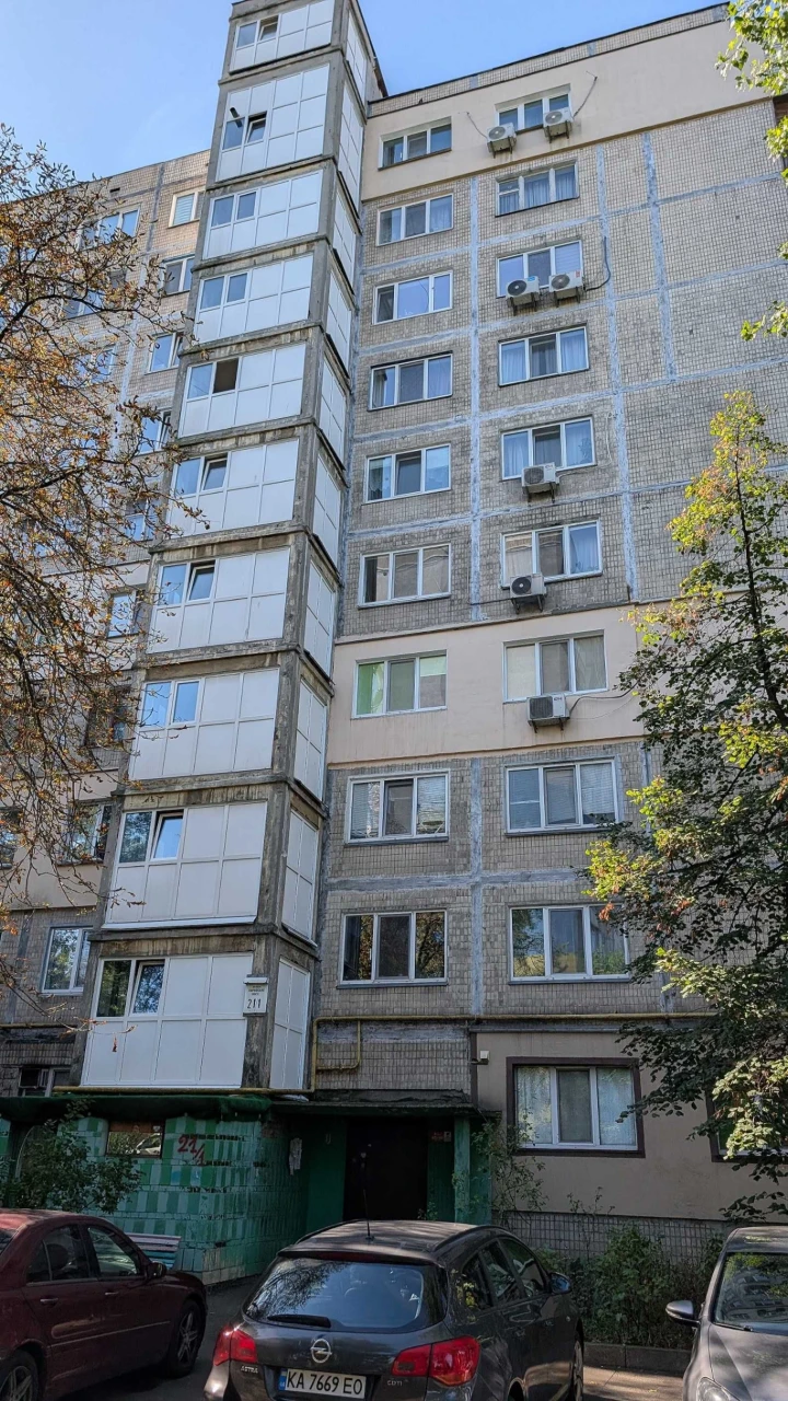 Продам 1-но кімнатну квартиру за адресою Харківське шосе 21/