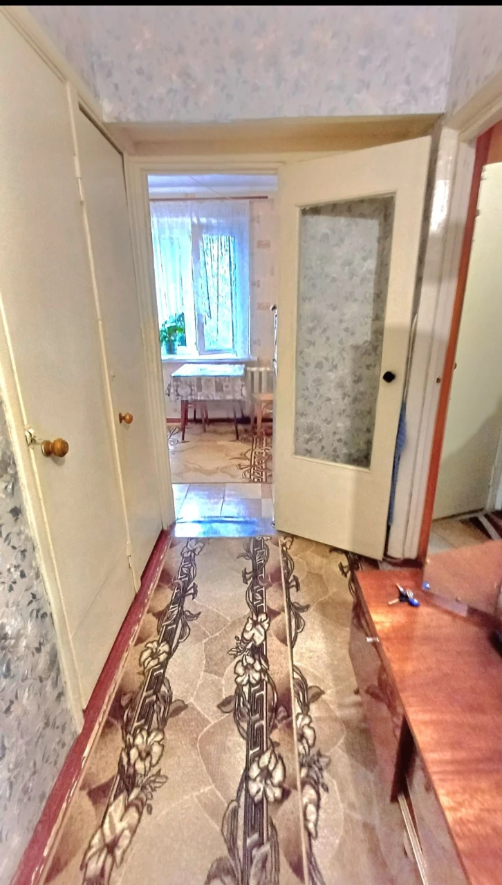 Продам 1К квартиру " Чешку"на 2/9 Мира / Театральная