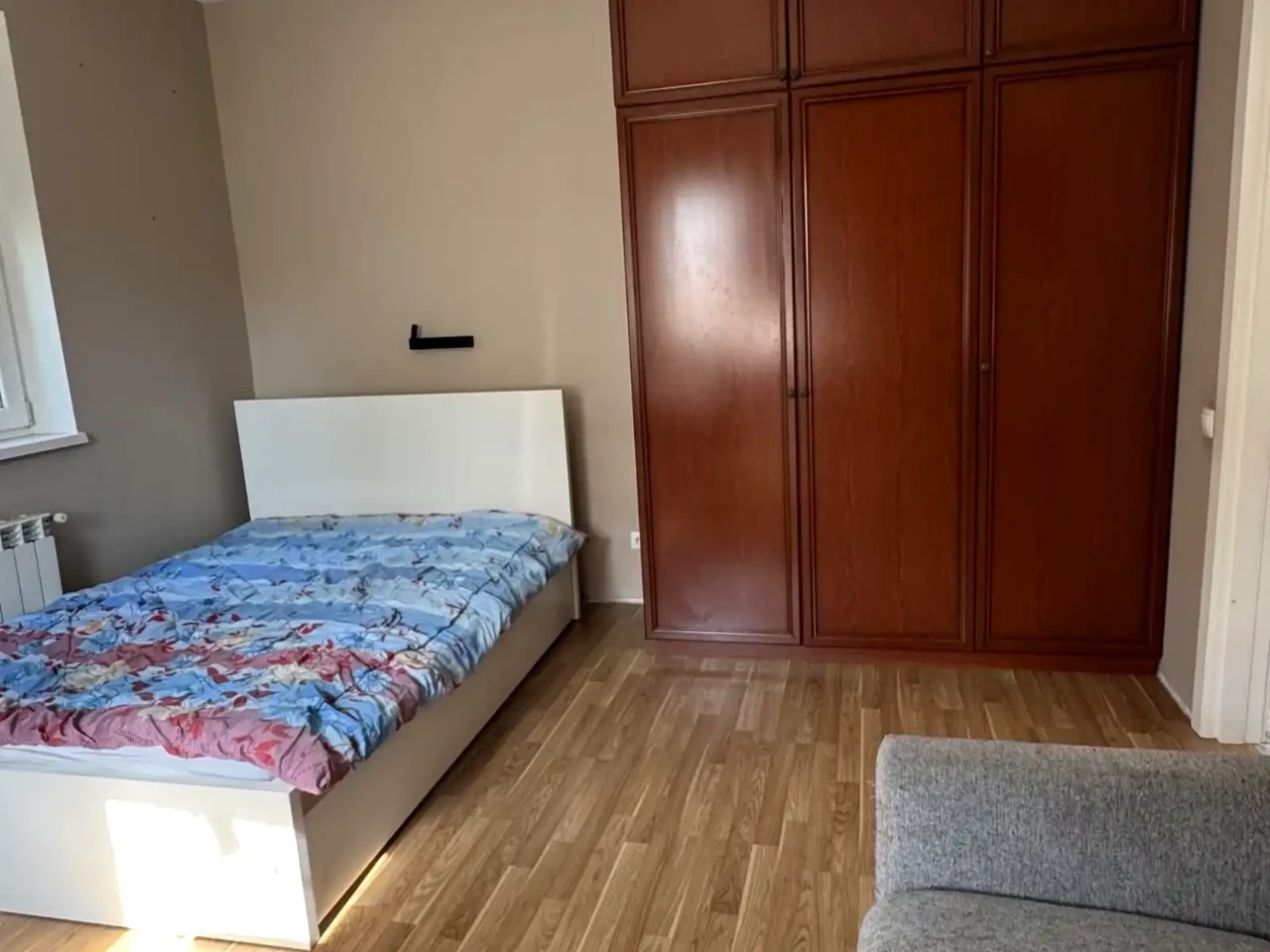 Оренда будинку 173.9 м² 6 сот.