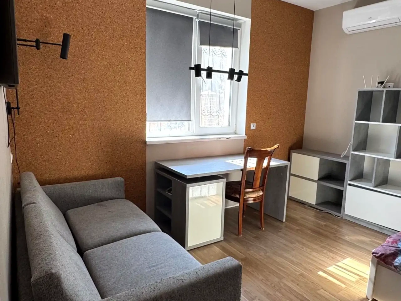 Оренда будинку 173.9 м² 6 сот.