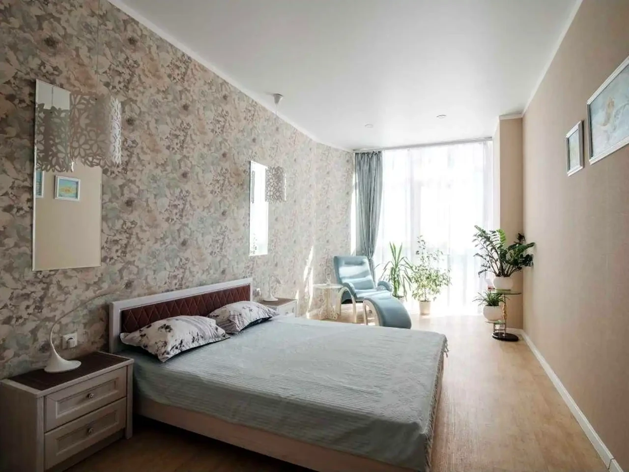 Оренда квартири 2-кімн. 56 м² 4/23 пов.