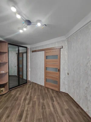 Терміновий продаж 2х кім, окремі кімнати