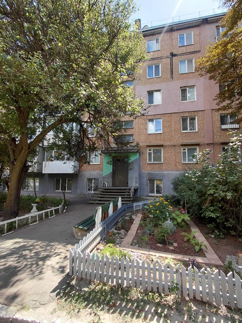 Терміновий продаж 2х кім, окремі кімнати