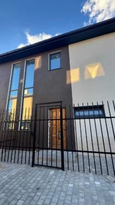 ПРОДАМ сучасний дуплекс біля моря у Київському районі!