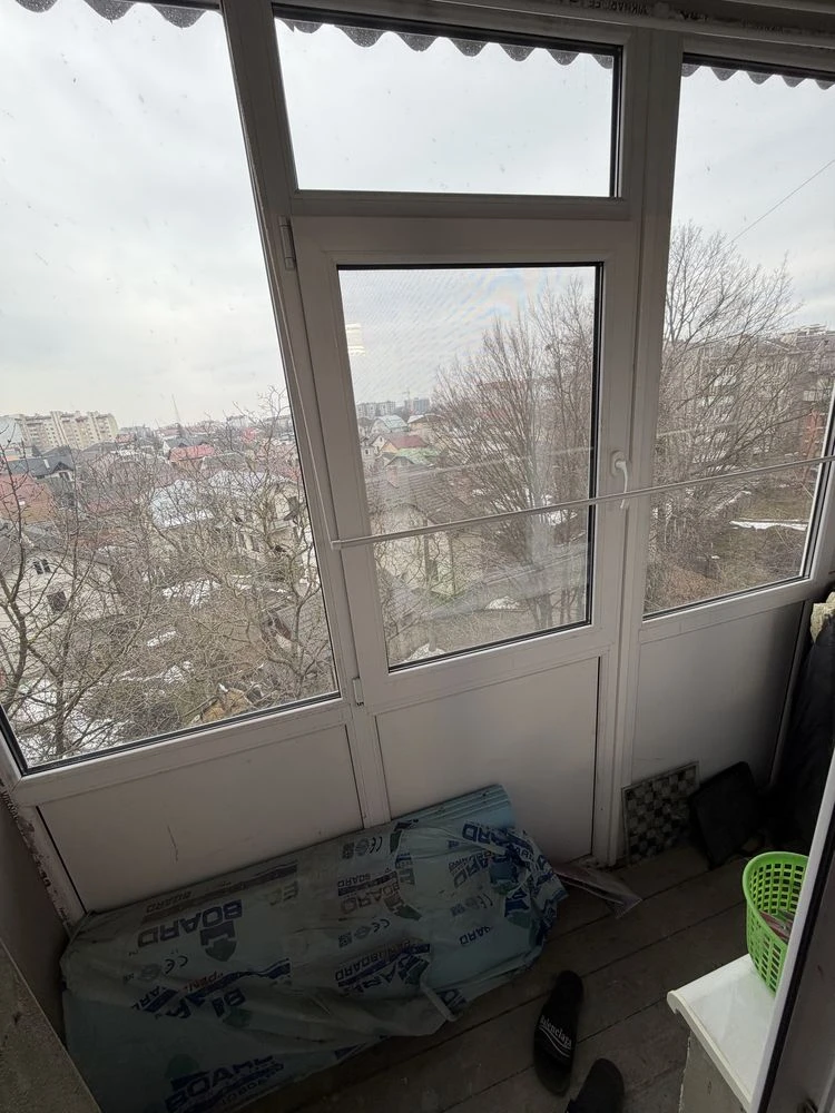 Квартира під ремонт з автономним опаленням