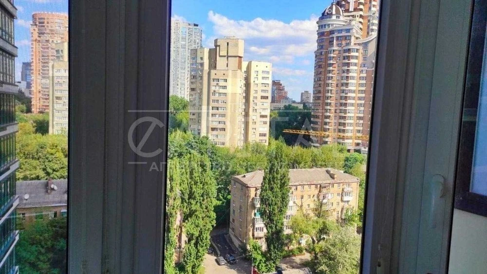 Sale / Apartment / Pecherskyi district / Lesi Ukrainky blvd., 7