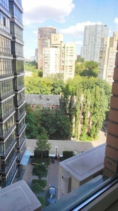 Sale / Apartment / Pecherskyi district / Lesi Ukrainky blvd., 7