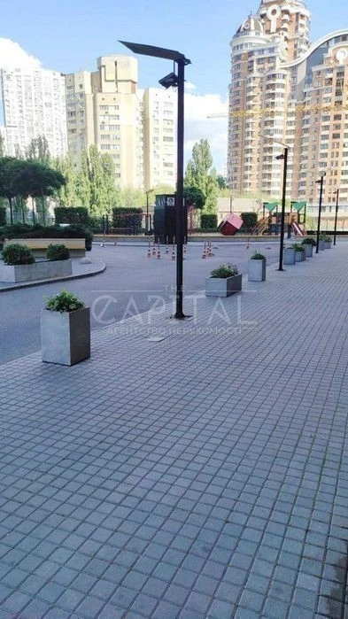 Sale / Apartment / Pecherskyi district / Lesi Ukrainky blvd., 7