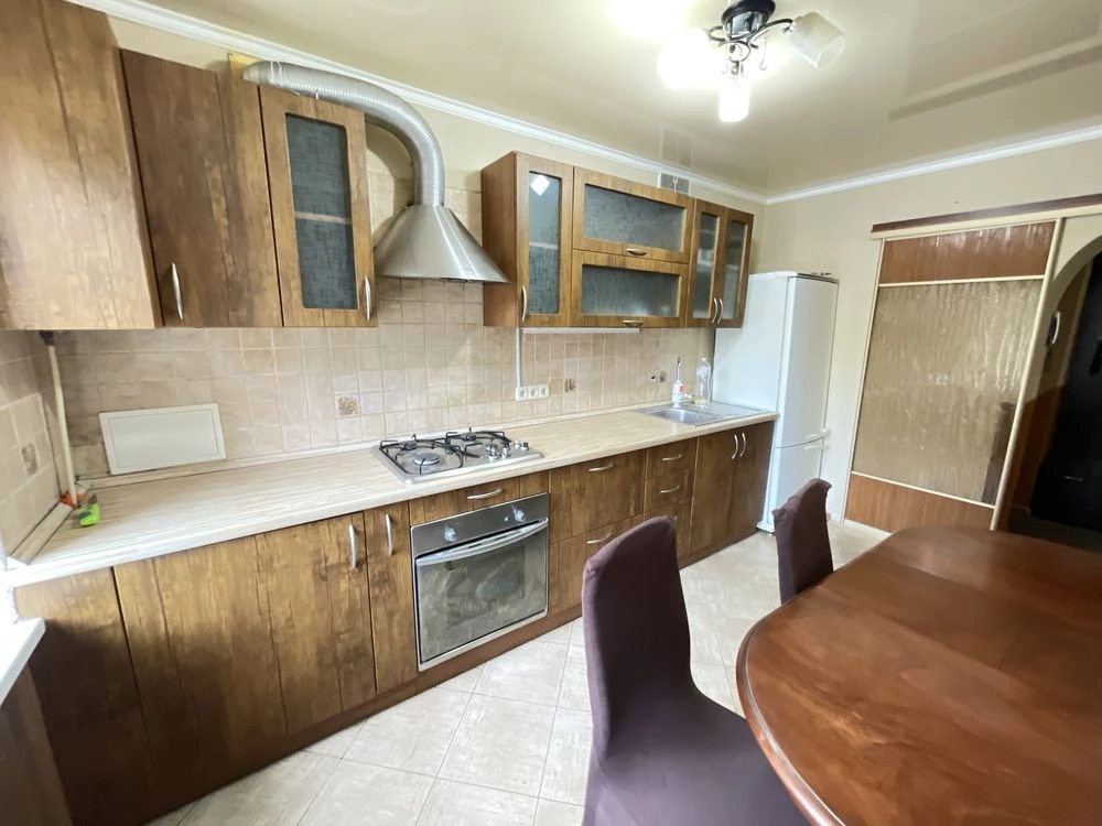 Продам 3к.квартиру вул Образцова