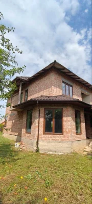 Продаж 2 поверхового будинку з ділянкою на 25 соток, 240 кв.