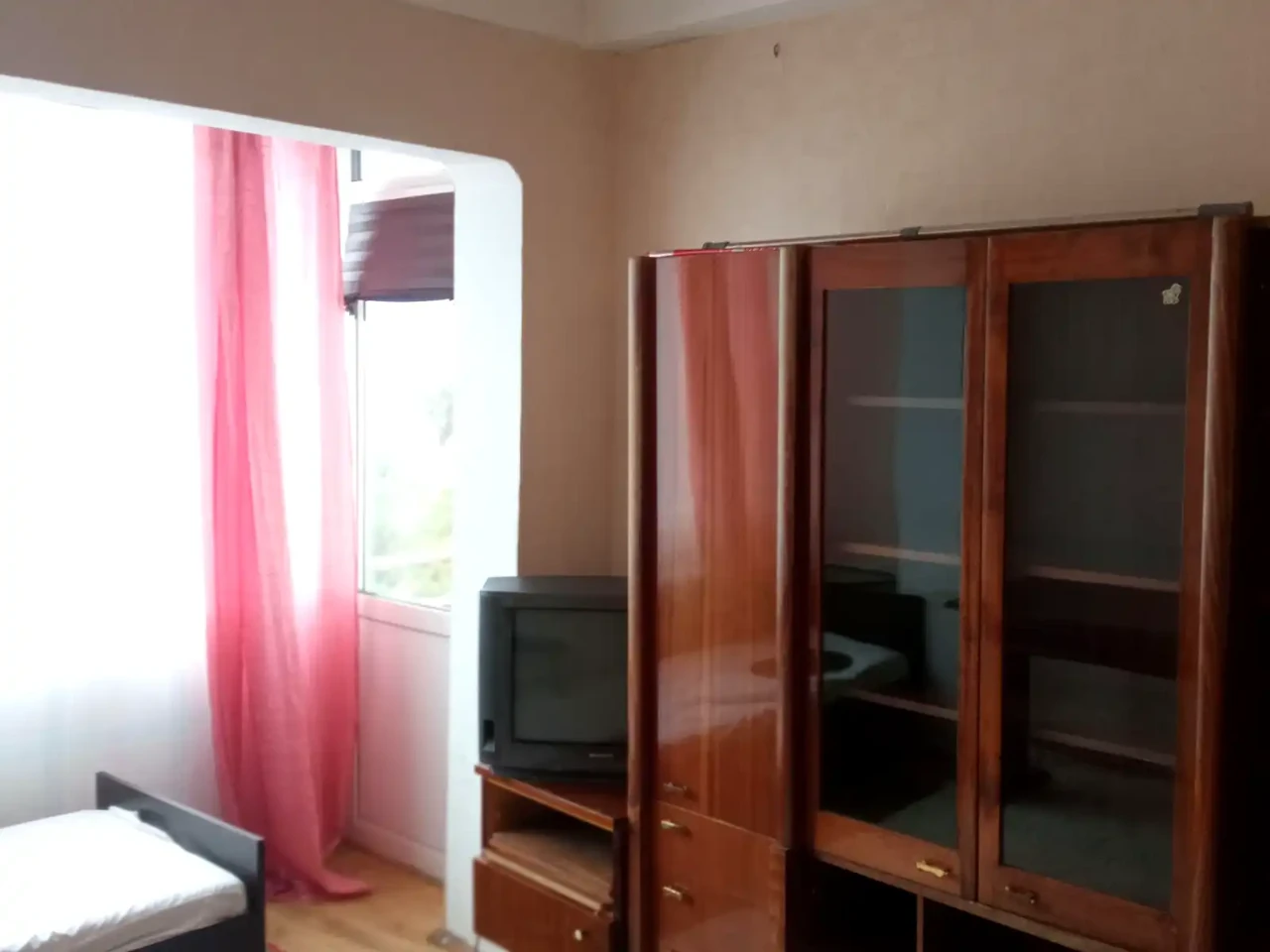 Оренда квартири 1-кімн. 41 м² 9/9 пов.