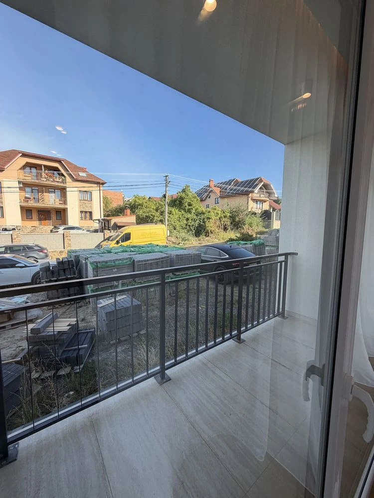 Sale of a studio apartment with renovation.