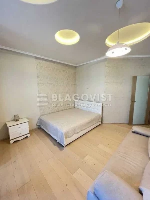 Apartment for sale Mikhnovskogo 14/16