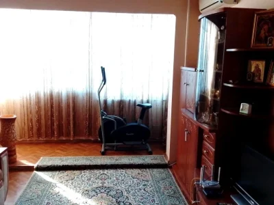 Продаж квартири 3-кімн. 62.28 м² 5/9 пов.