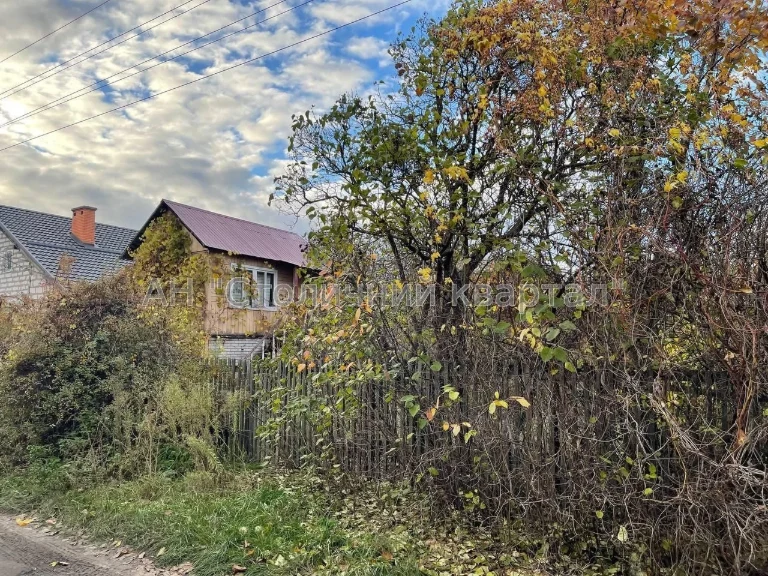 Продаж дачи та ділянки вул.Садова-131 метро Славутич