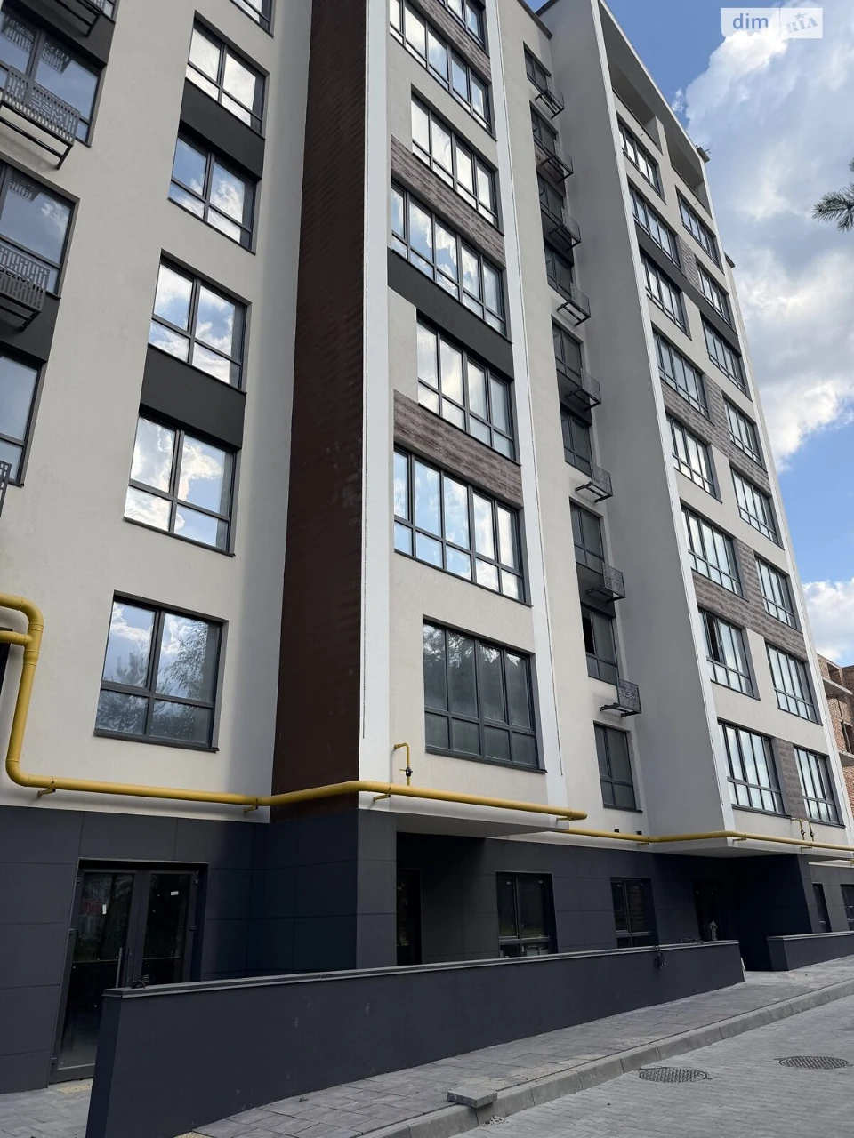 Продаж Квартира Виставка