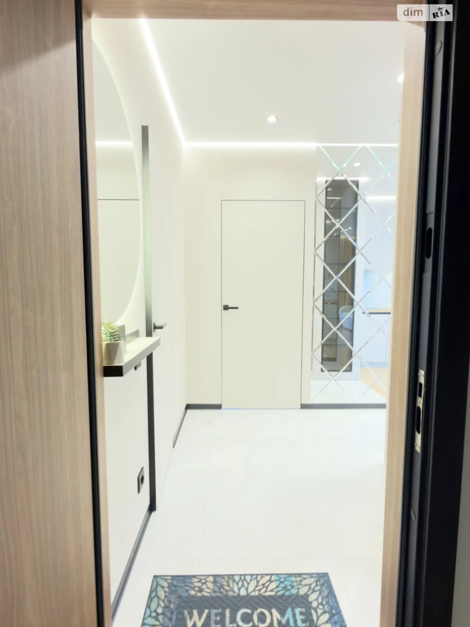 Apartment for sale in Holosiiv