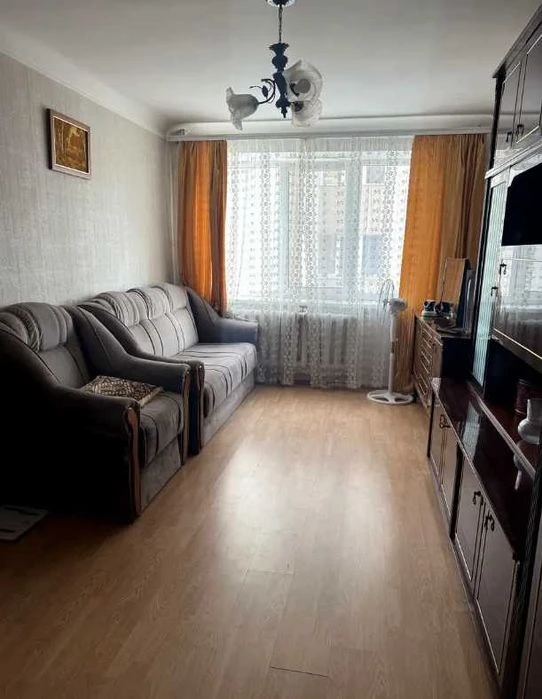 Продаж 2к квартири вул. Повстанська