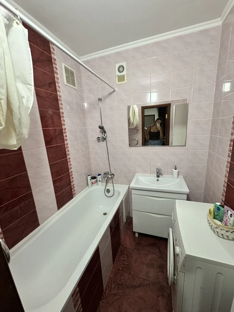 Продаж 2-кімнатної квартири район Північний, 5 поверх з 9