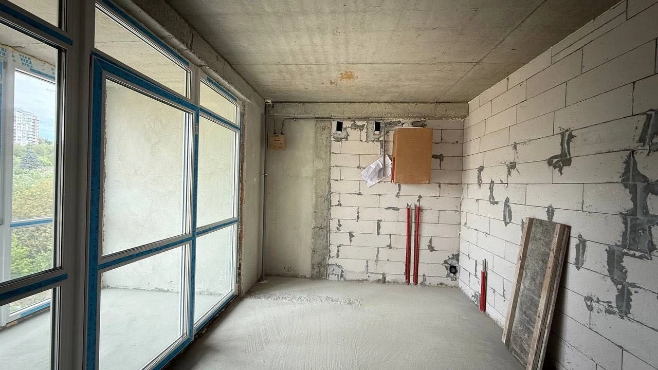Продаж 2-к кв. 73 м Очеретяна, Карпатбуд. Здано. Шевченківсь