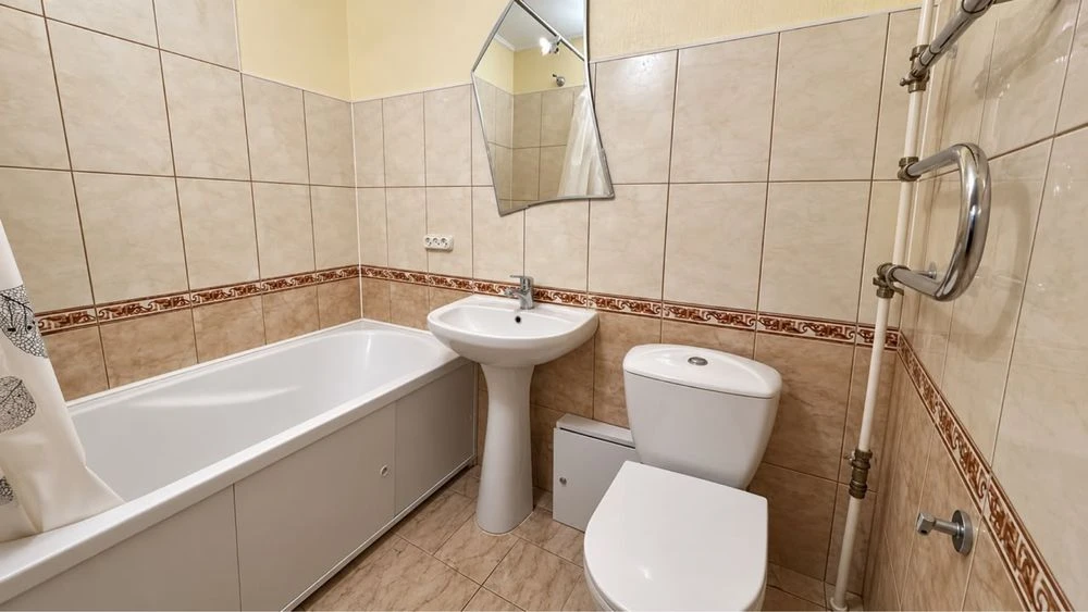 Продам 1 к квартира Александра Поля 90А, Кирова